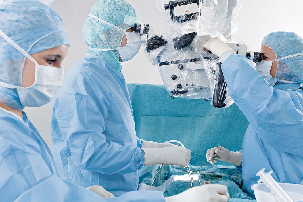 Plastic reconstructive surgery with M530 OHX M530_plastic_reconstructive_surgery_Advances_in_Oncological_Reconstructive_Surgery.jpg