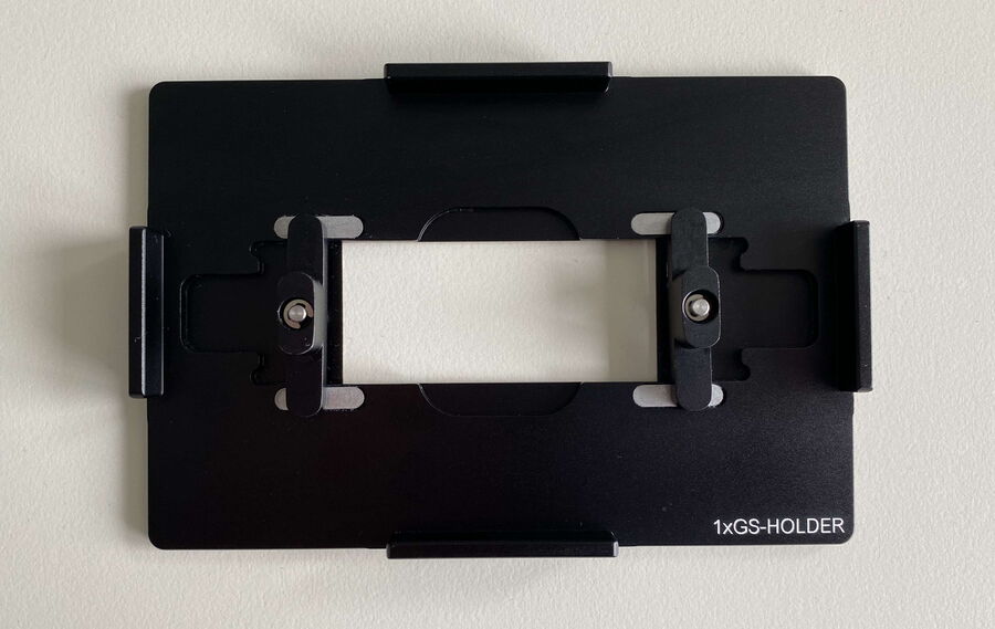 [Translate to chinese:] Mica slide holder for classical microscopy slides e.g., containing tissue sections. 