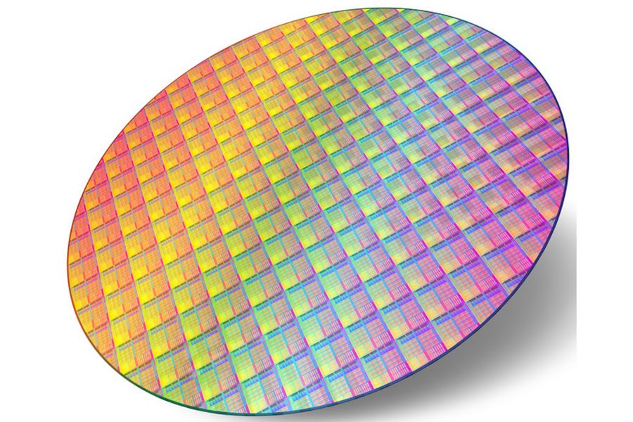 A type of micropatterned silicon wafer which was produced using automated wafer loading for microscope inspection. 