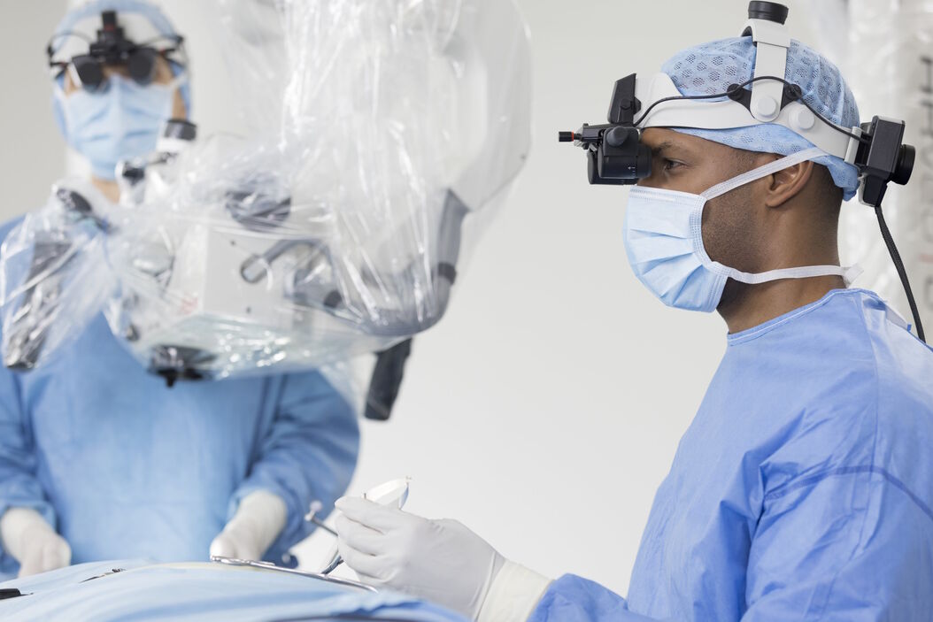Evolved ARveo 8: Operating Room (OR) set-up. Evolved_ARveo_OR_MyVeo_Operating_Room_set-up_01.jpg