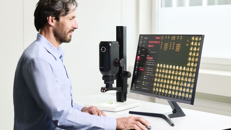[Translate to chinese:] The Emspira 3 digital microscope offers what users need for comprehensive visual inspection, including comparison, measurement, and documentation sharing.