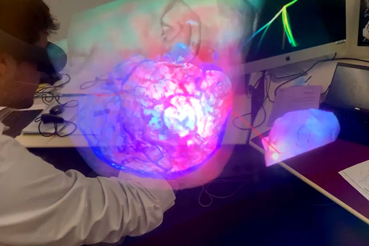 3D、AR和VR技术在神经外科教学领域的应用 | 学习与分享 | 徕卡显微系统