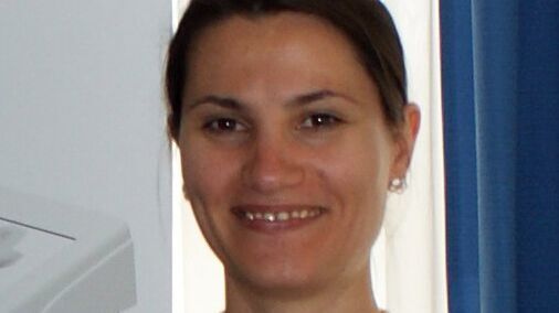 Tomova