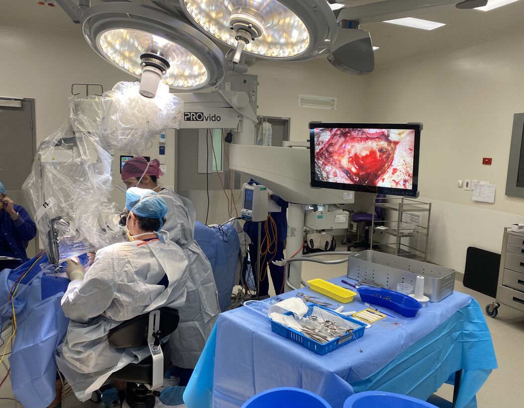 According to Dr. Flanagan, the PROvido IVA surgical microscope provides optimal visualization, supporting the needs of tympanoplasty surgery. Image courtesy of Dr. Sean Flanagan. Tympanoplasty_surgery_with_PROvido_IVA_by_Dr._Flanagan.jpg