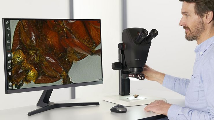 Ivesta 3 with integrated monitor.